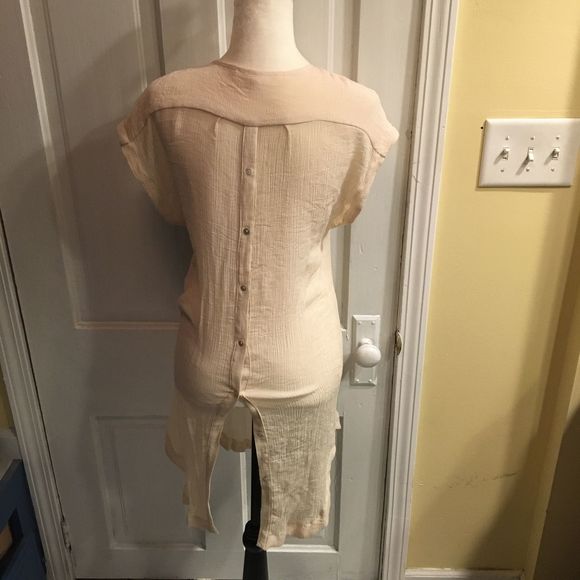 Goregous Bohemian ASTR button up sheer top - Picture 3 of 11